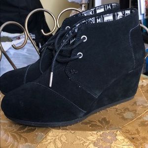 Black Toms wedge